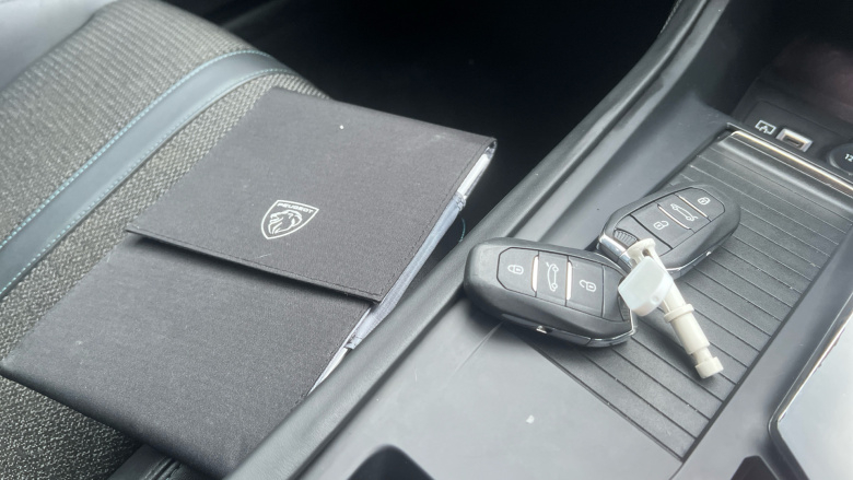 Peugeot 308 1.2 PureTech Allure Premium 5dr EAT8 Petrol Estate